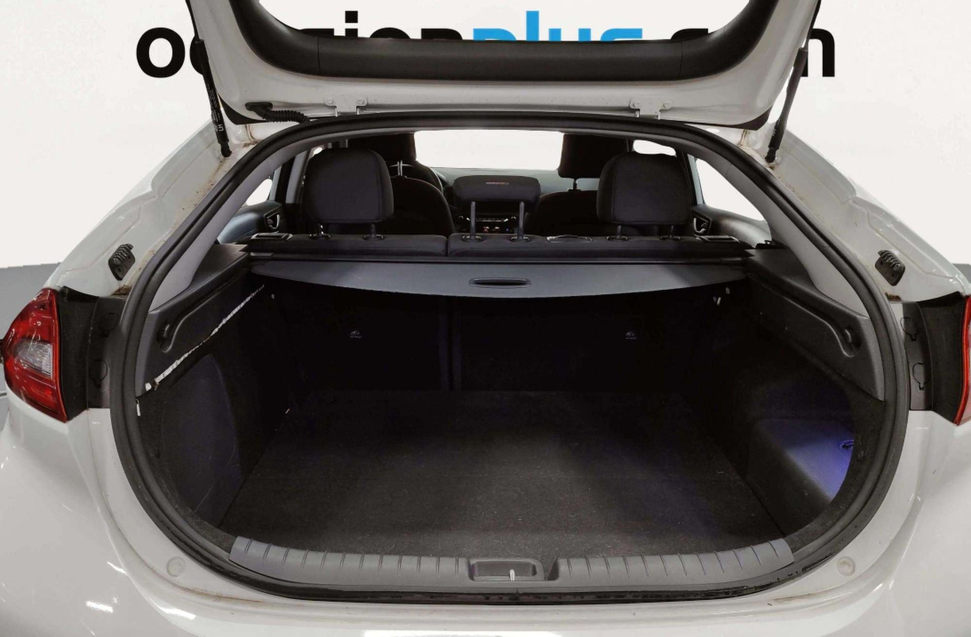 Hyundai Ioniq 1.6 GDI PHEV Tecno DCT - foto 20