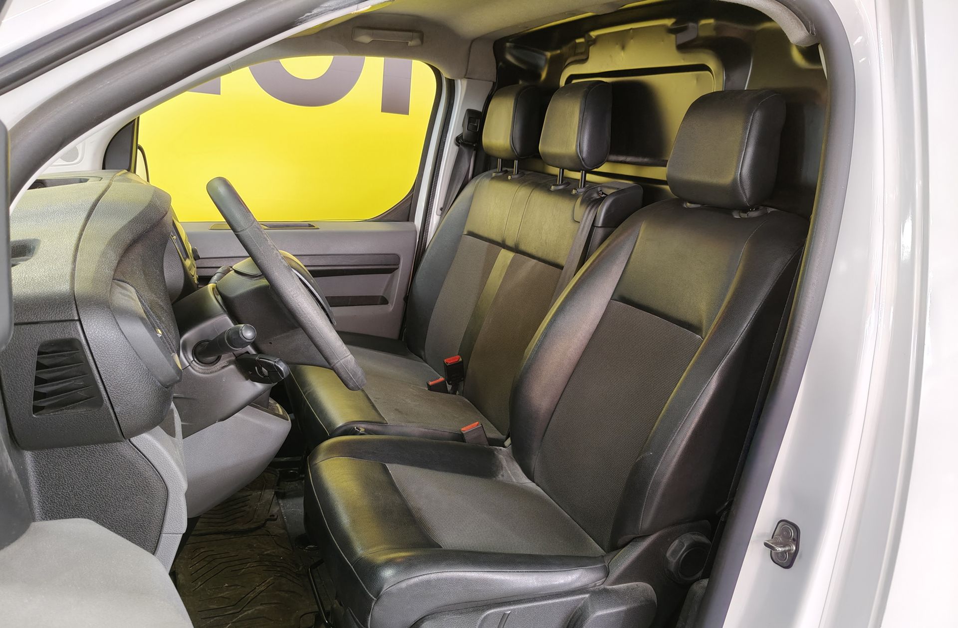 Peugeot Expert Furgon BlueHDi 100 Pro Standard - foto 9