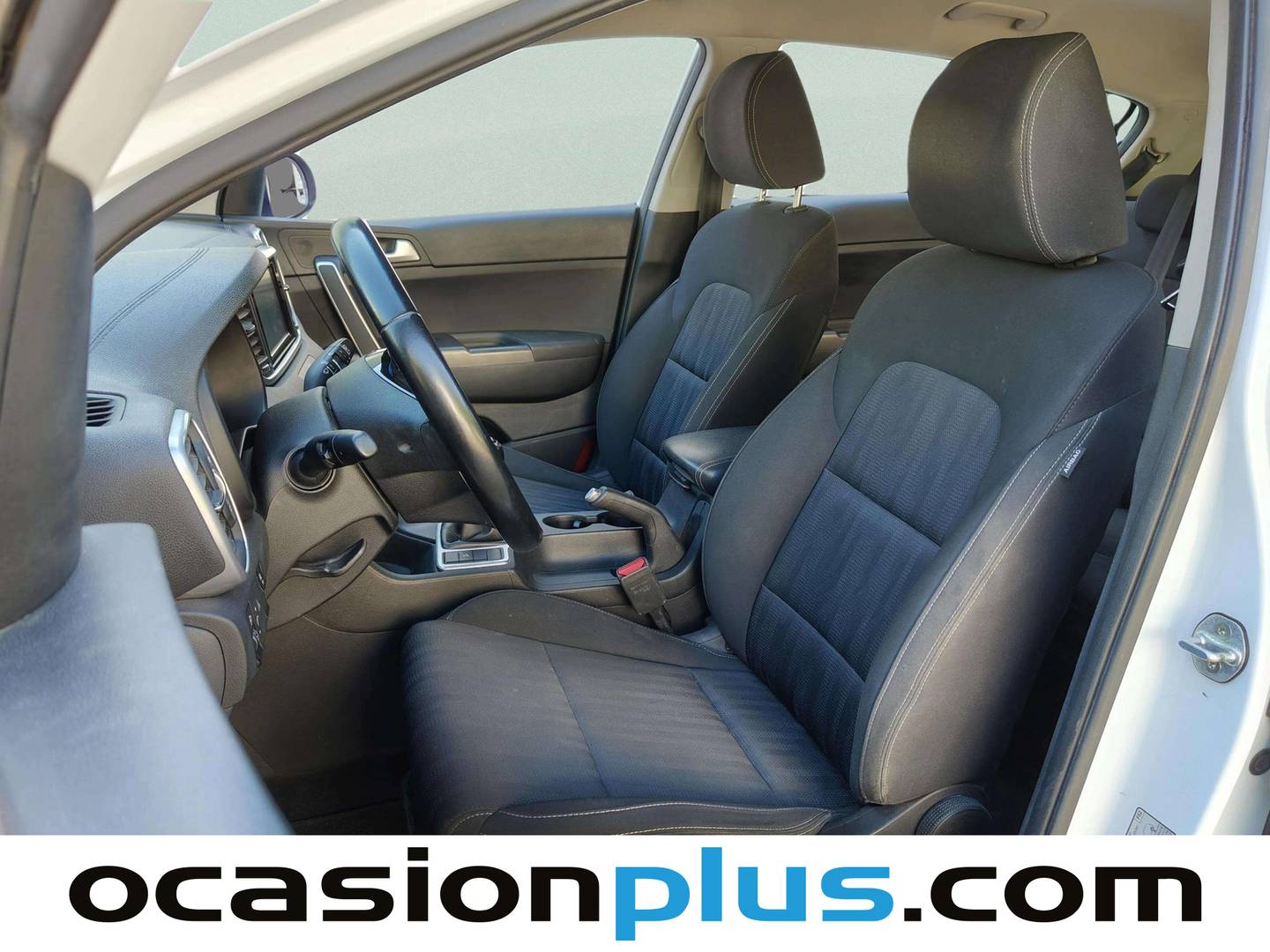 Foto asientos delanteros KIA Sportage KIA Sportage 1.6 MHEV Concept 4x2 (136 CV)