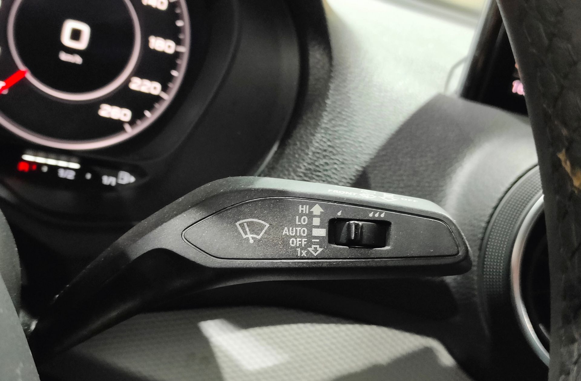 Audi Q2 Advanced 35 TFSI S tronic - foto 29