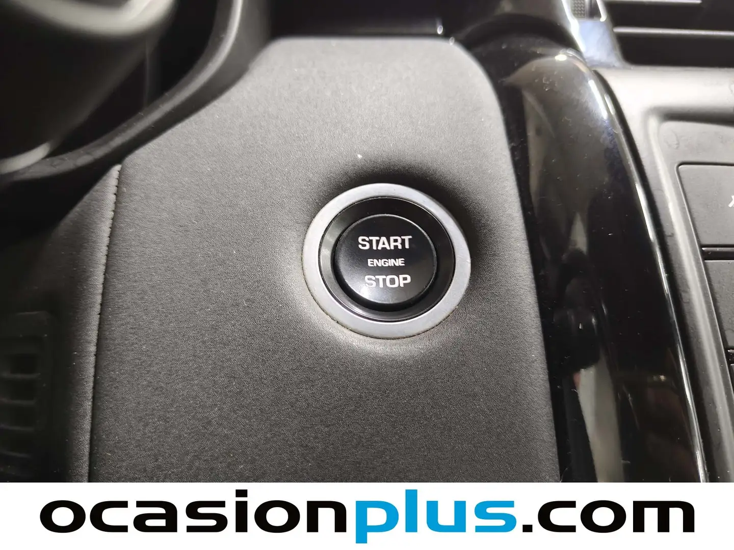 Foto Land Rover Discovery Land Rover Discovery 2.0 I4 SD4 S Auto (240 CV)