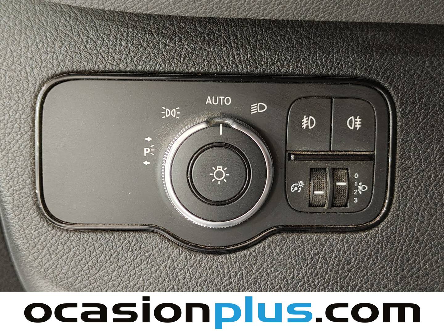 Extras y acabados del Mercedes Sprinter Mercedes Sprinter Furgon 314 CDI Medio 3.5T Techo Alto (143 CV)