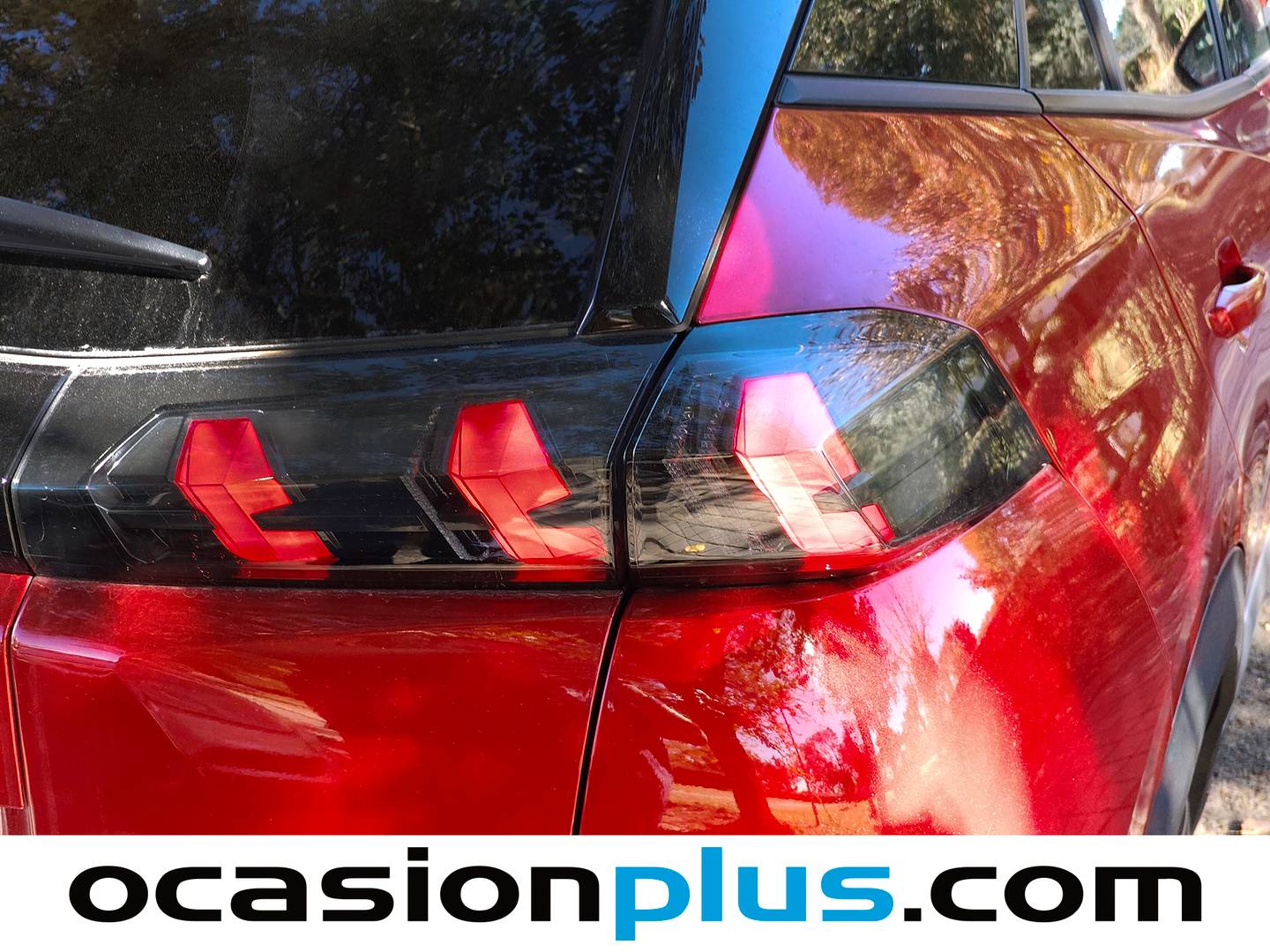 Foto Peugeot 2008 Peugeot 2008 PureTech 130 S&S Allure Pack (130 CV)