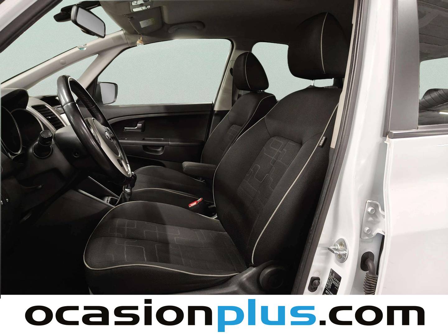 Foto asientos delanteros KIA Venga KIA Venga 1.6 CRDi VGT Drive (128 CV)