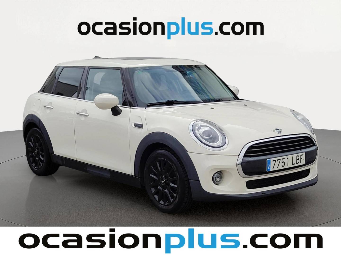 Foto delantera Mini MINI Mini MINI Cooper 5 Puertas One (102 CV) derecha