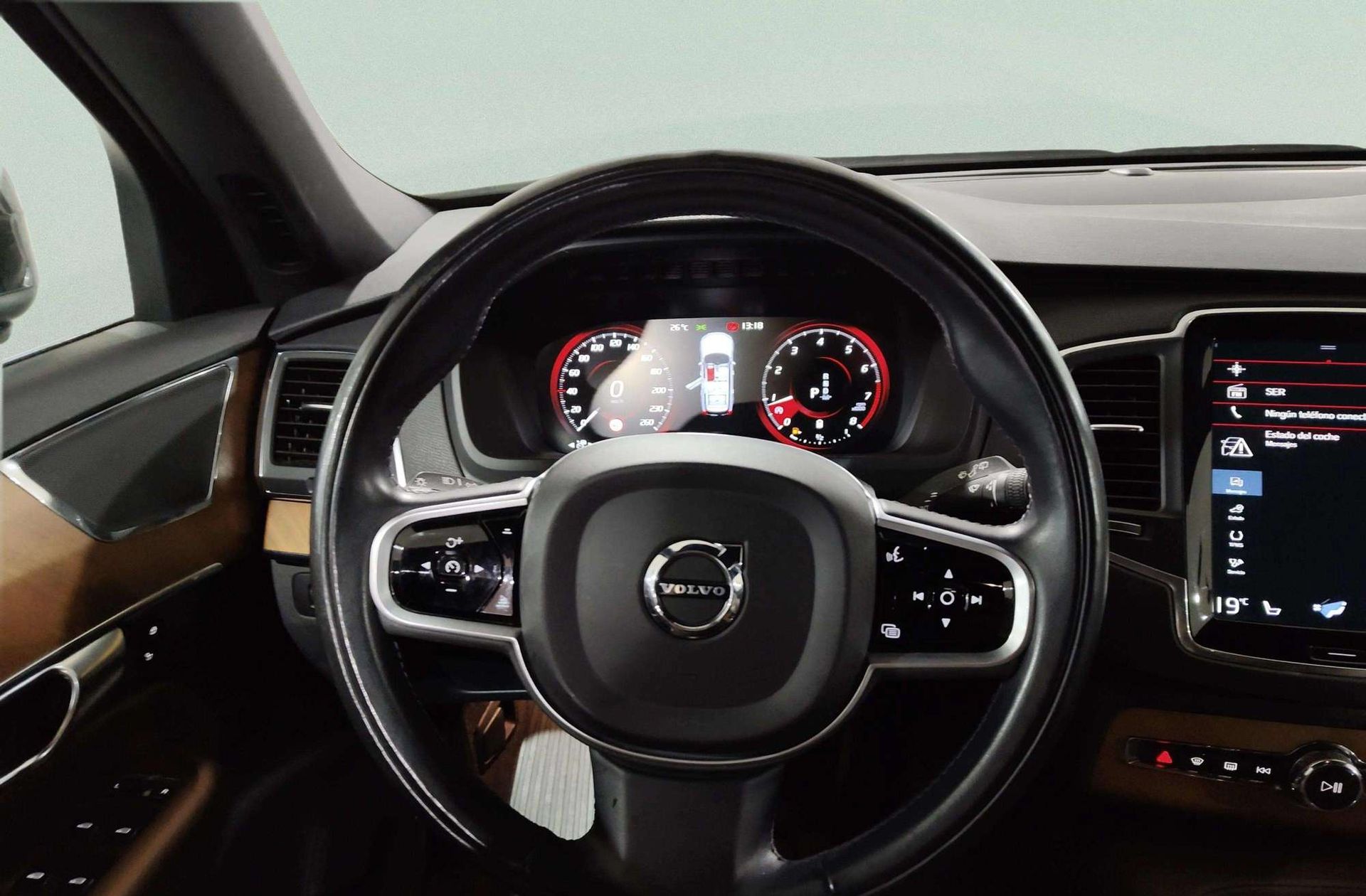 Volvo XC90 B5 G Momentum Pro AWD 7 plazas - foto 24