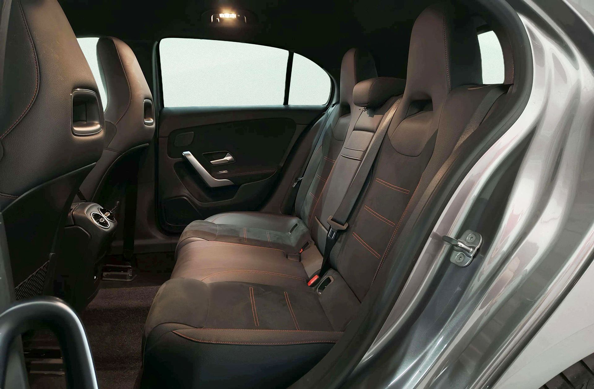 Mercedes-Benz Clase A 250 e Pack AMG - foto 15