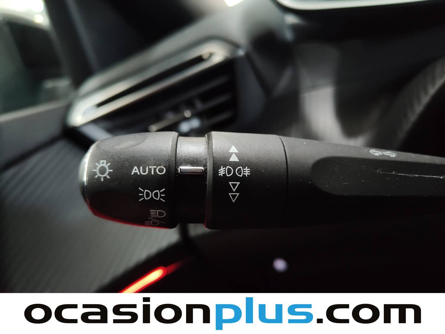 Peugeot 2008 Peugeot 2008 PureTech 130 S&S GT (130 CV) seminuevo