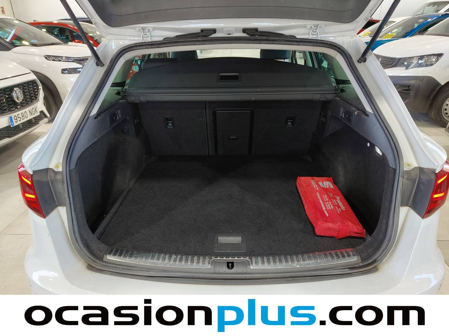 Foto Seat León SEAT León ST 2.0 TDI S&S FR Plus (150 CV)