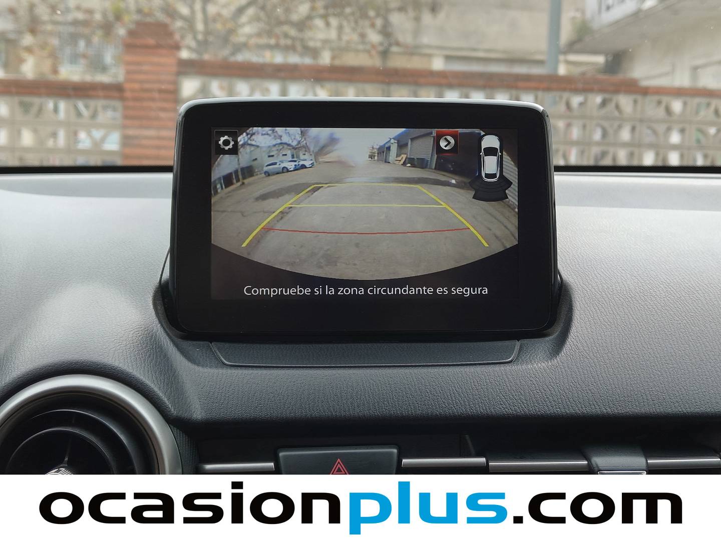 Foto Mazda Mazda2 Mazda Mazda 2 1.5 GE Black Tech Edition (90 CV)