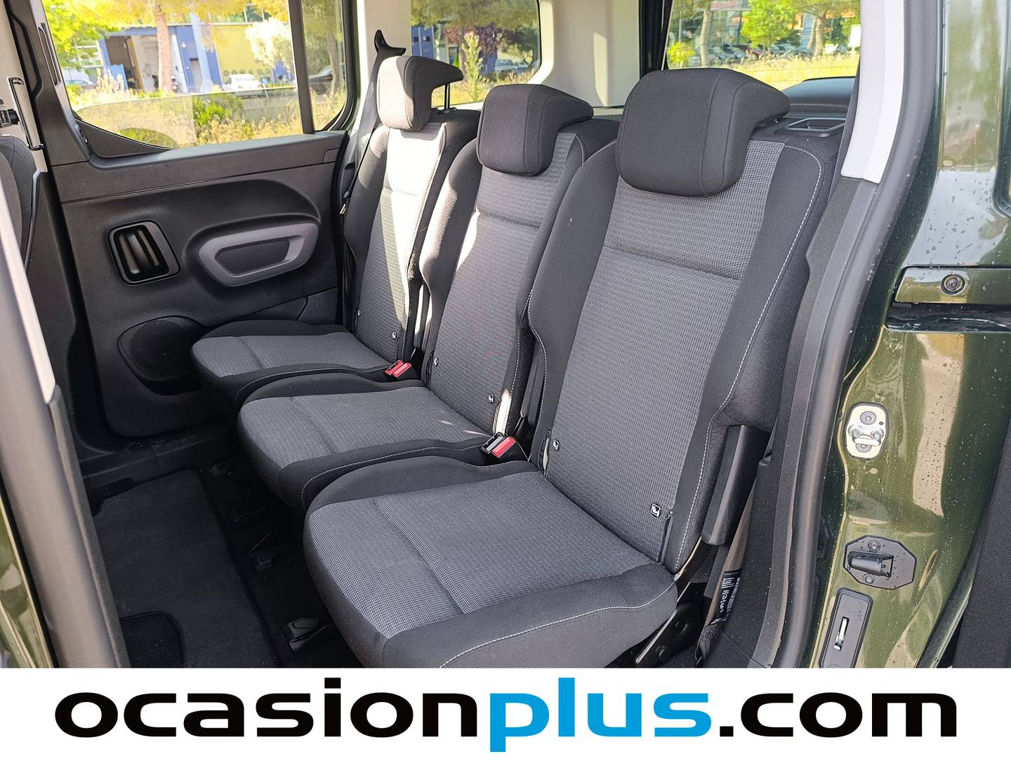 Foto asientos traseros Toyota Proace City Verso Toyota Proace City Verso 1.5D Family Active L1 Auto (131 CV)
