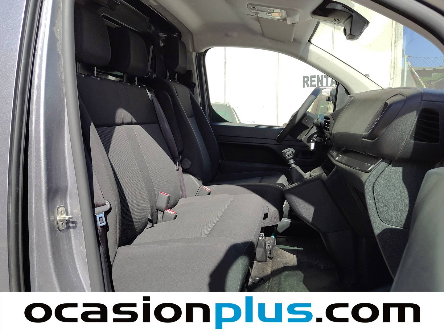 Fotos maletero Peugeot Expert Peugeot Expert Furgon BlueHDi 120 S&S Standard (120 CV)