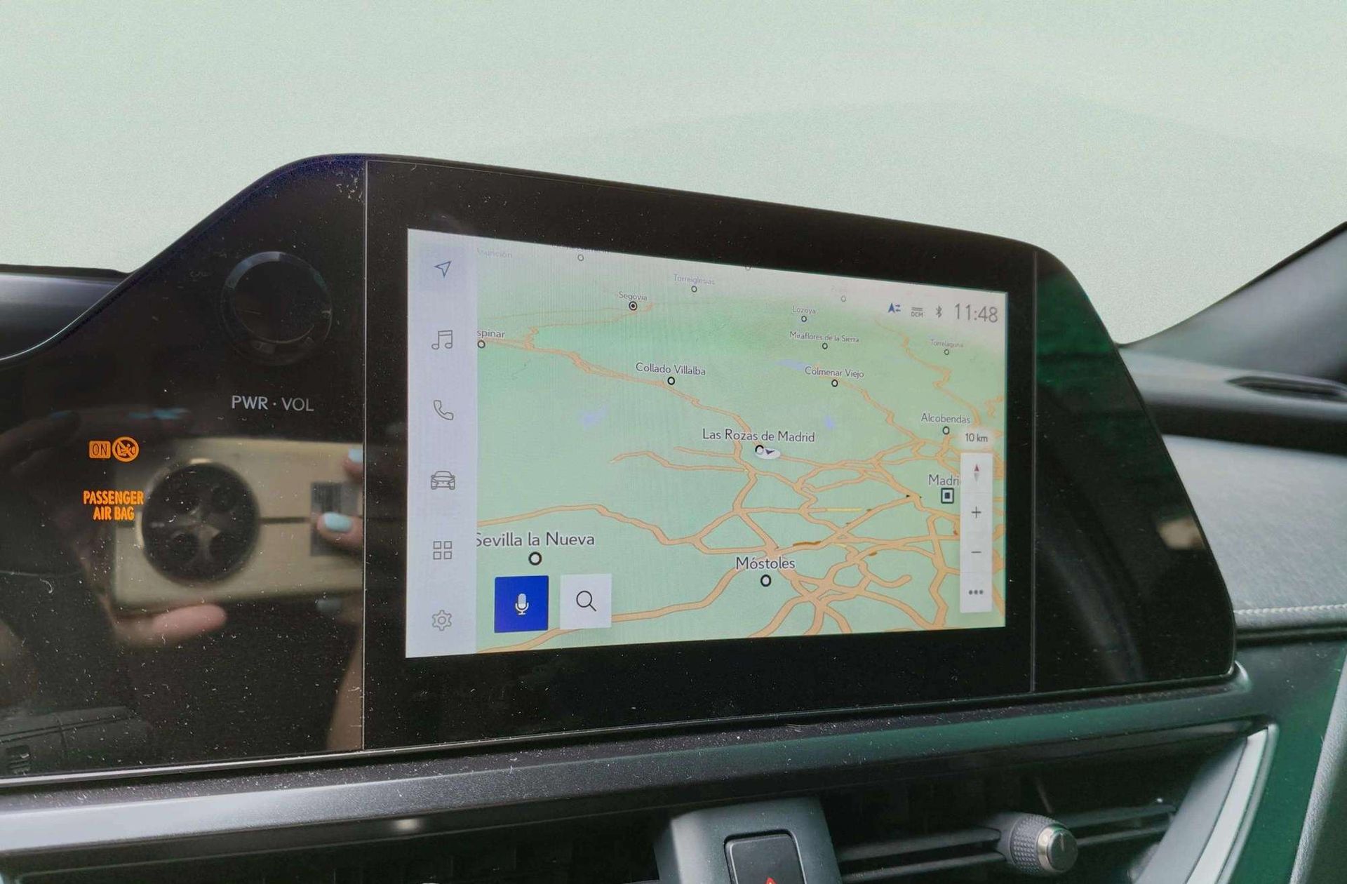 Lexus UX 250h Premium - foto 7