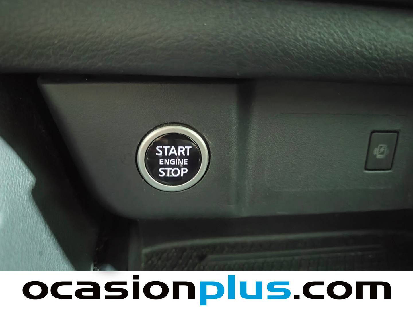 Foto Nissan QASHQAI Nissan Qashqai DIG-T 160 N-Connecta Xtronic (158 CV)