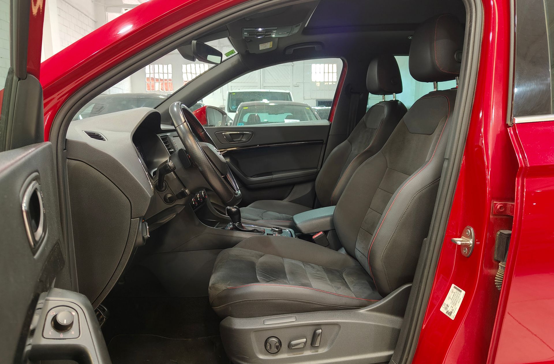 SEAT Ateca 2.0 TSI FR 4Drive DSG - foto 16