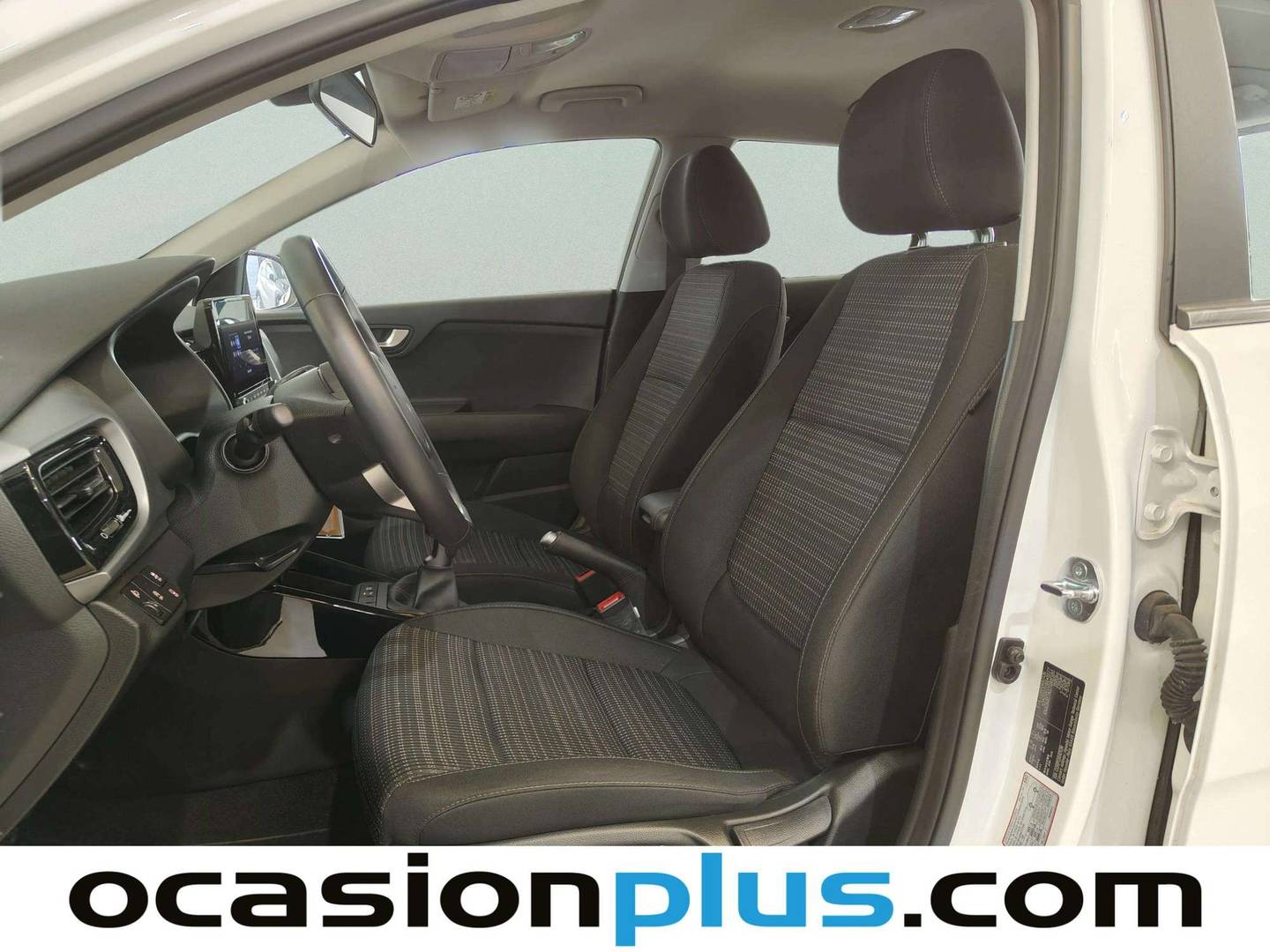 Foto asientos delanteros KIA Stonic KIA Stonic 1.0 T-GDi MHEV Drive (100 CV)