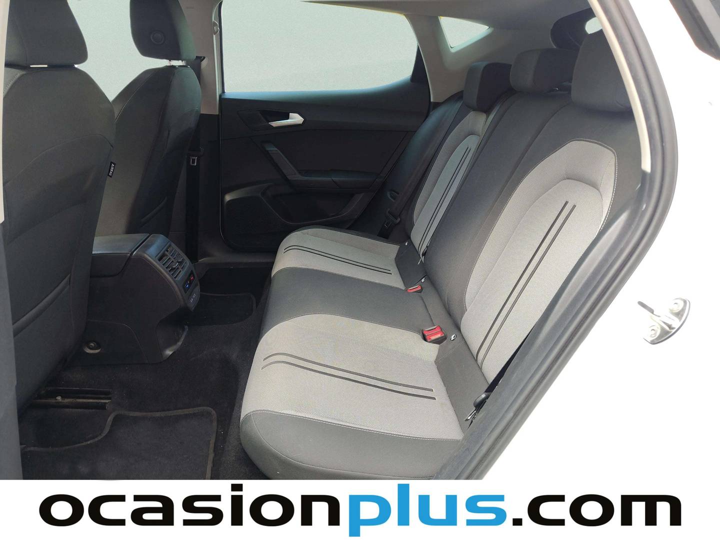 Foto asientos traseros Seat León Seat León 2.0 TDI S&S Style Go (115 CV)