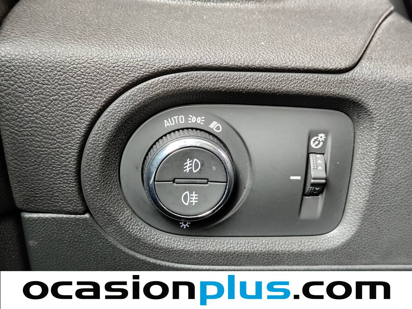 Paquetes del Opel Grandland X Opel Grandland X 1.2 Turbo 120 Aniversario (130 CV)