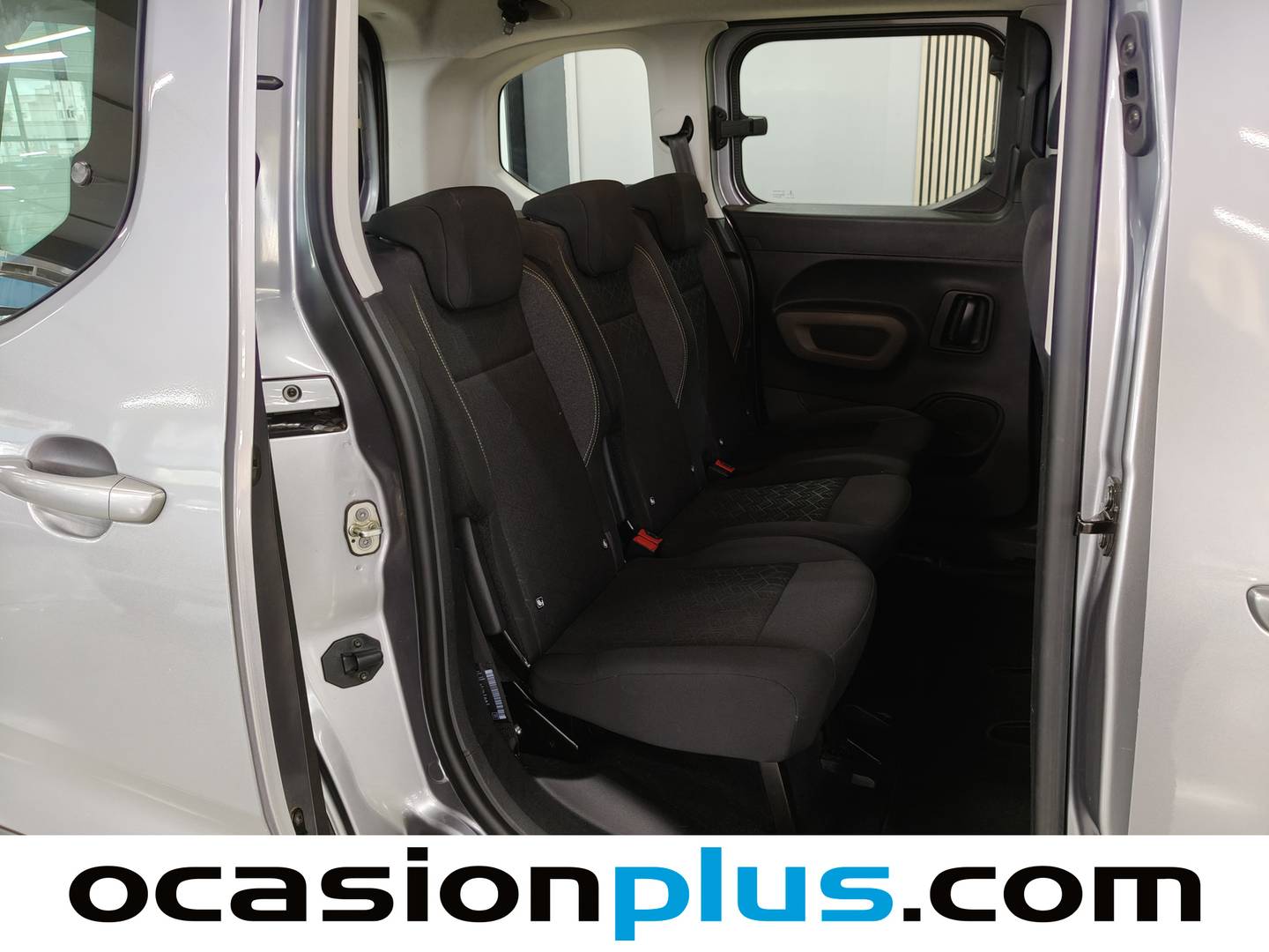 Foto asientos traseros Peugeot Rifter Peugeot Rifter PureTech 110 S&S Active Standard (110 CV)