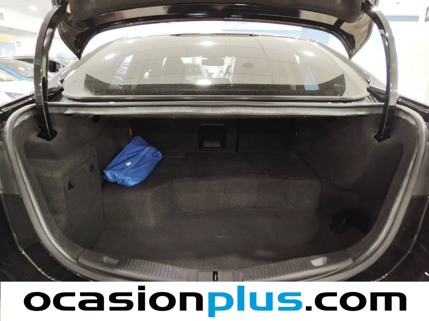 Fotos maletero Ford Mondeo Ford Mondeo 2.0 Híbrido HEV Sedan Titanium (187 CV)