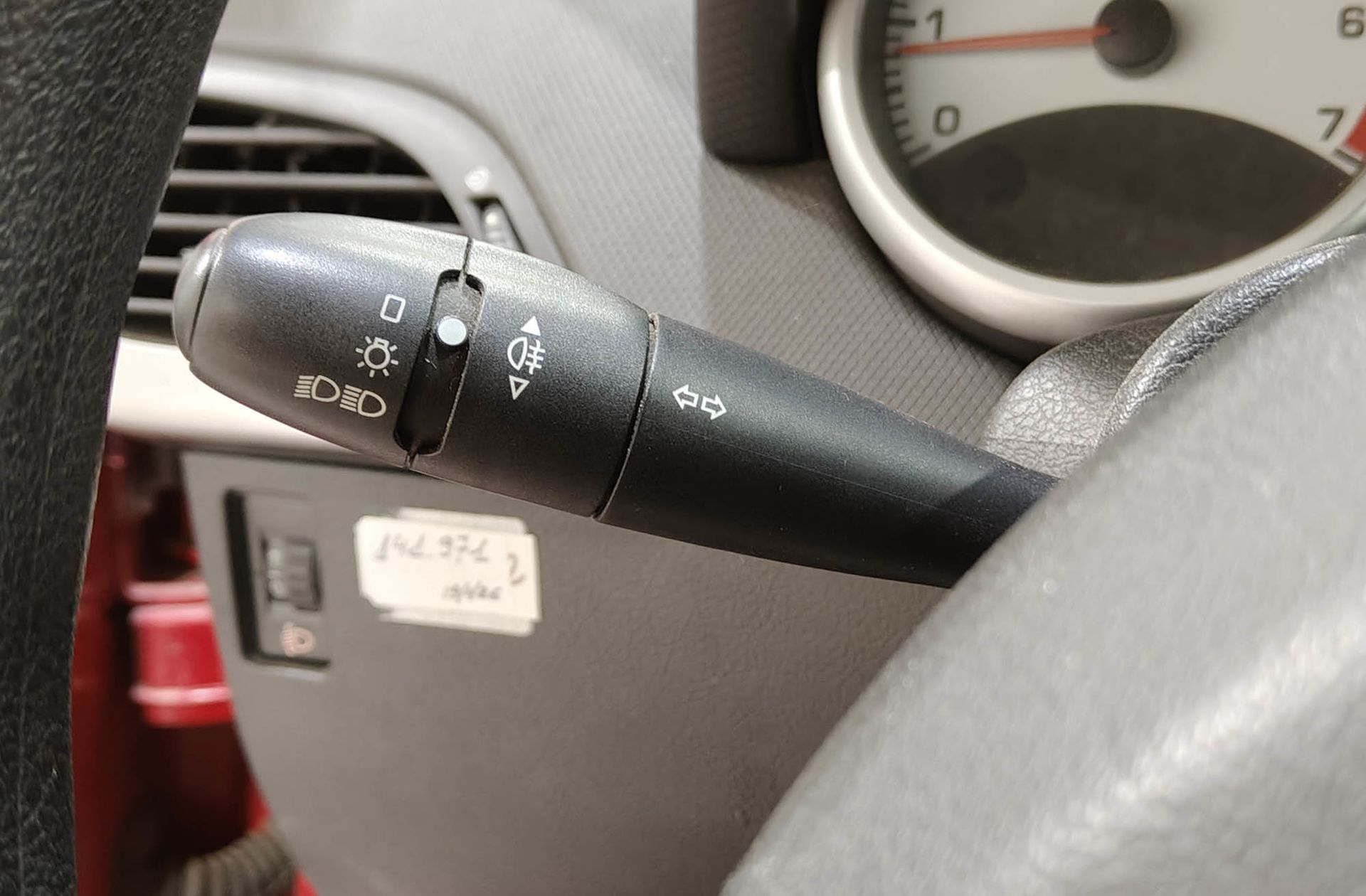 Peugeot 207 1.4 16v X-Line - foto 19