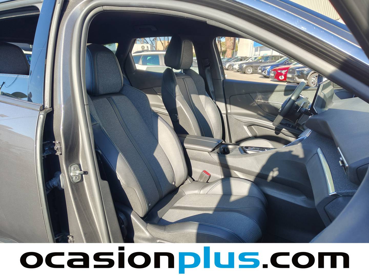 Foto Peugeot 3008 Peugeot 3008 PureTech 130 S&S Allure Pack EAT8 (130 CV)