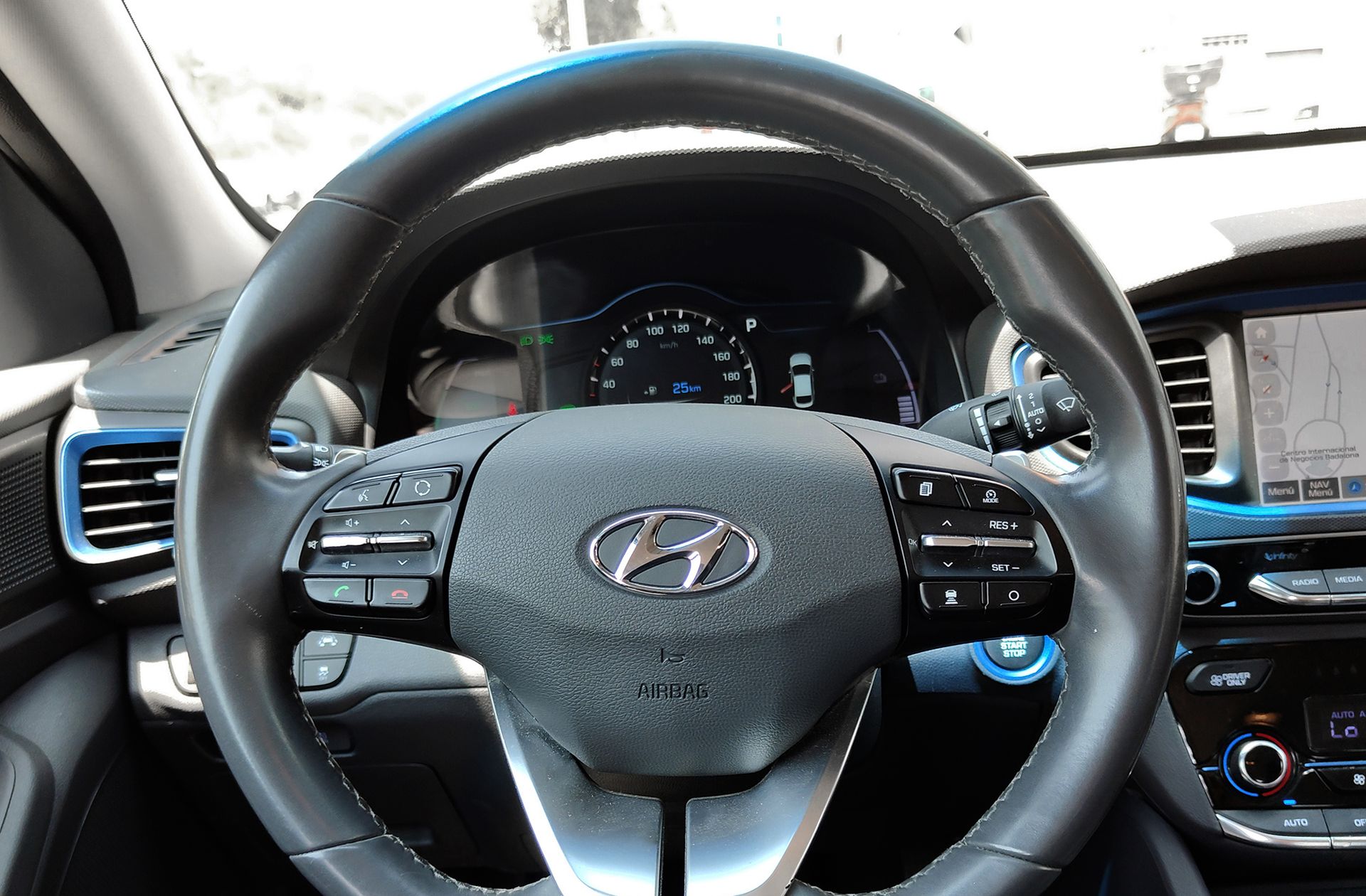Hyundai Ioniq 1.6 GDI HEV Tecno DCT - foto 25