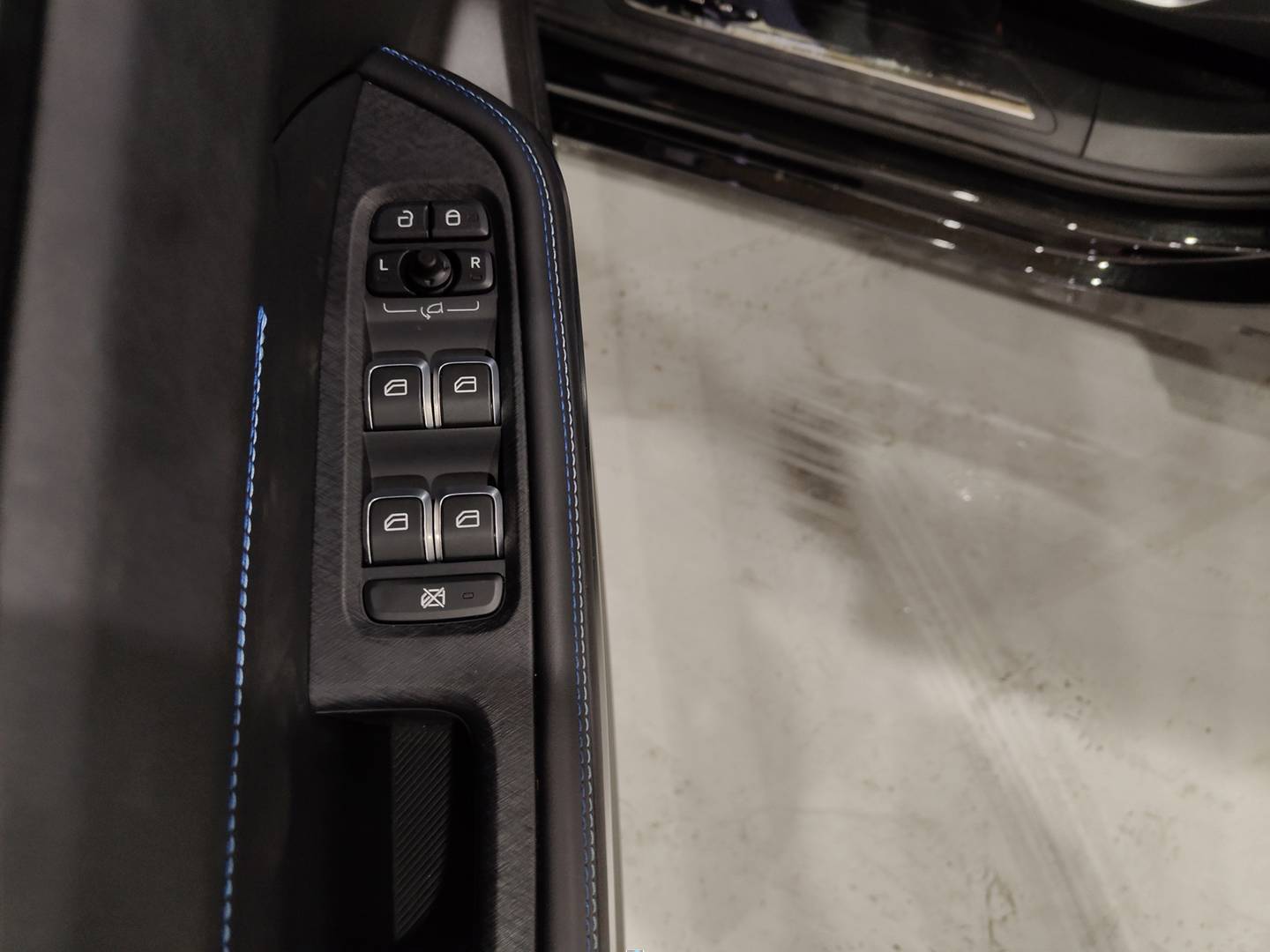 Foto Lynk & Co 01 Lynk & Co 01 1.5 PHEV 6.6kW (261 CV)