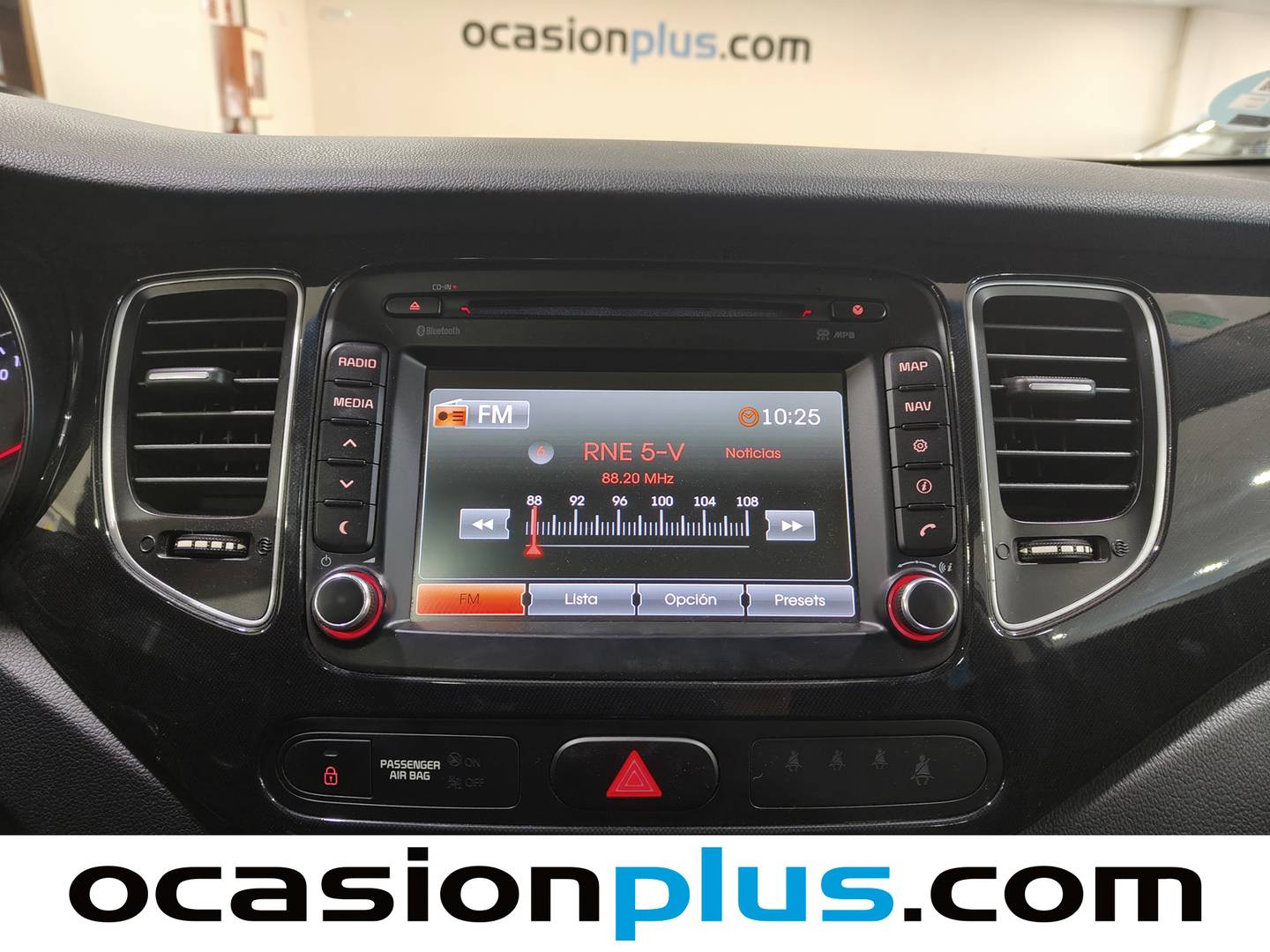 Foto KIA Carens Kia Carens 1.7 CRDi VGT Eco-Dynam x-Tech (115 CV)