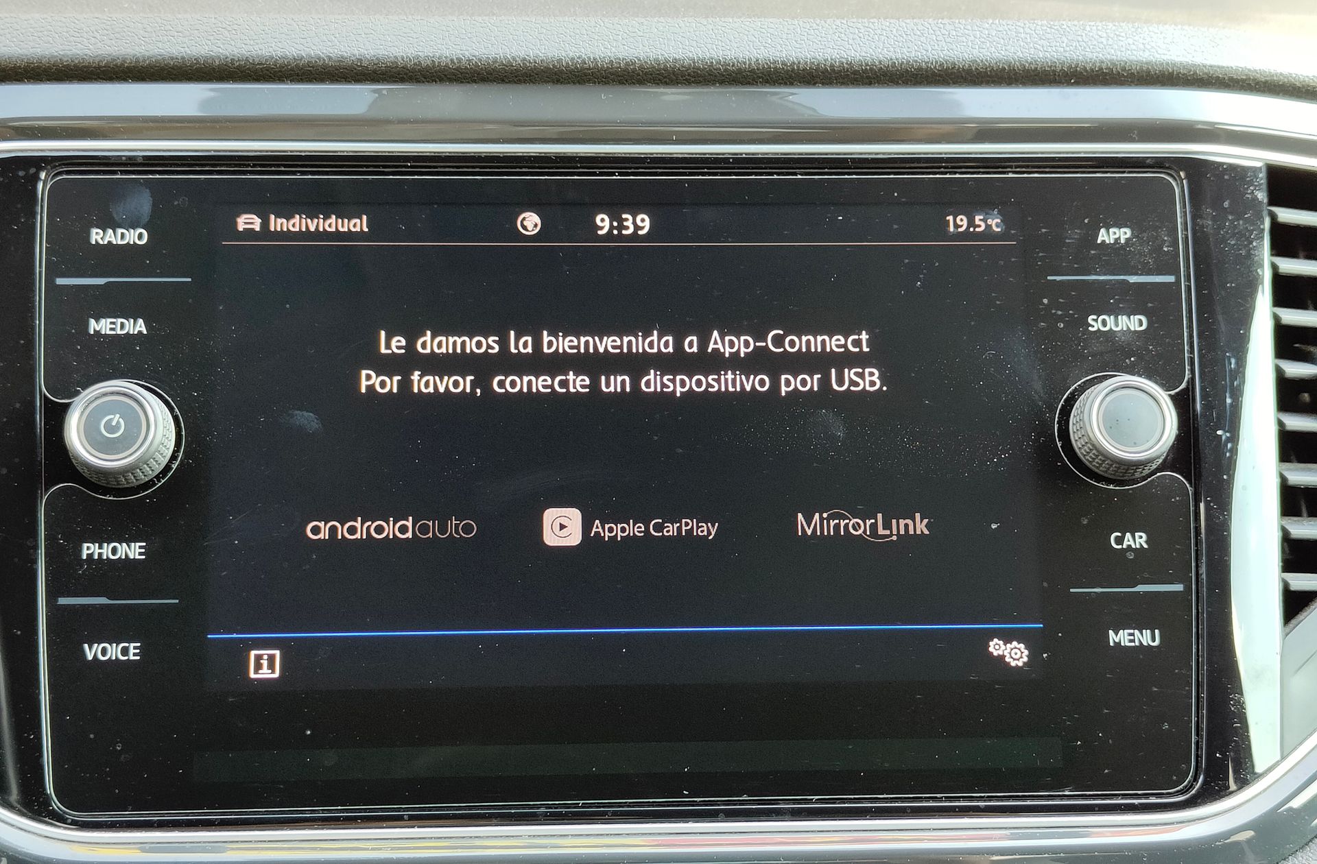 Volkswagen T-Roc Sport 2.0 TDI 4Motion DSG - foto 8