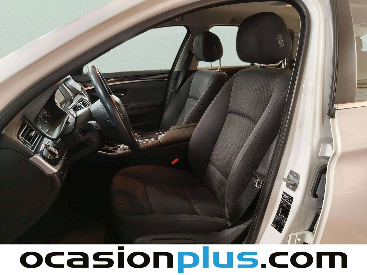 Foto asientos delanteros BMW Serie 5 BMW Serie 5 520d Touring (184 CV)