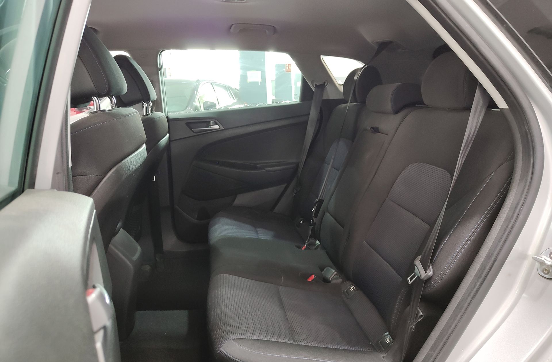 Hyundai Tucson 1.6 GDI BlueDrive Essence 4x2 - foto 10