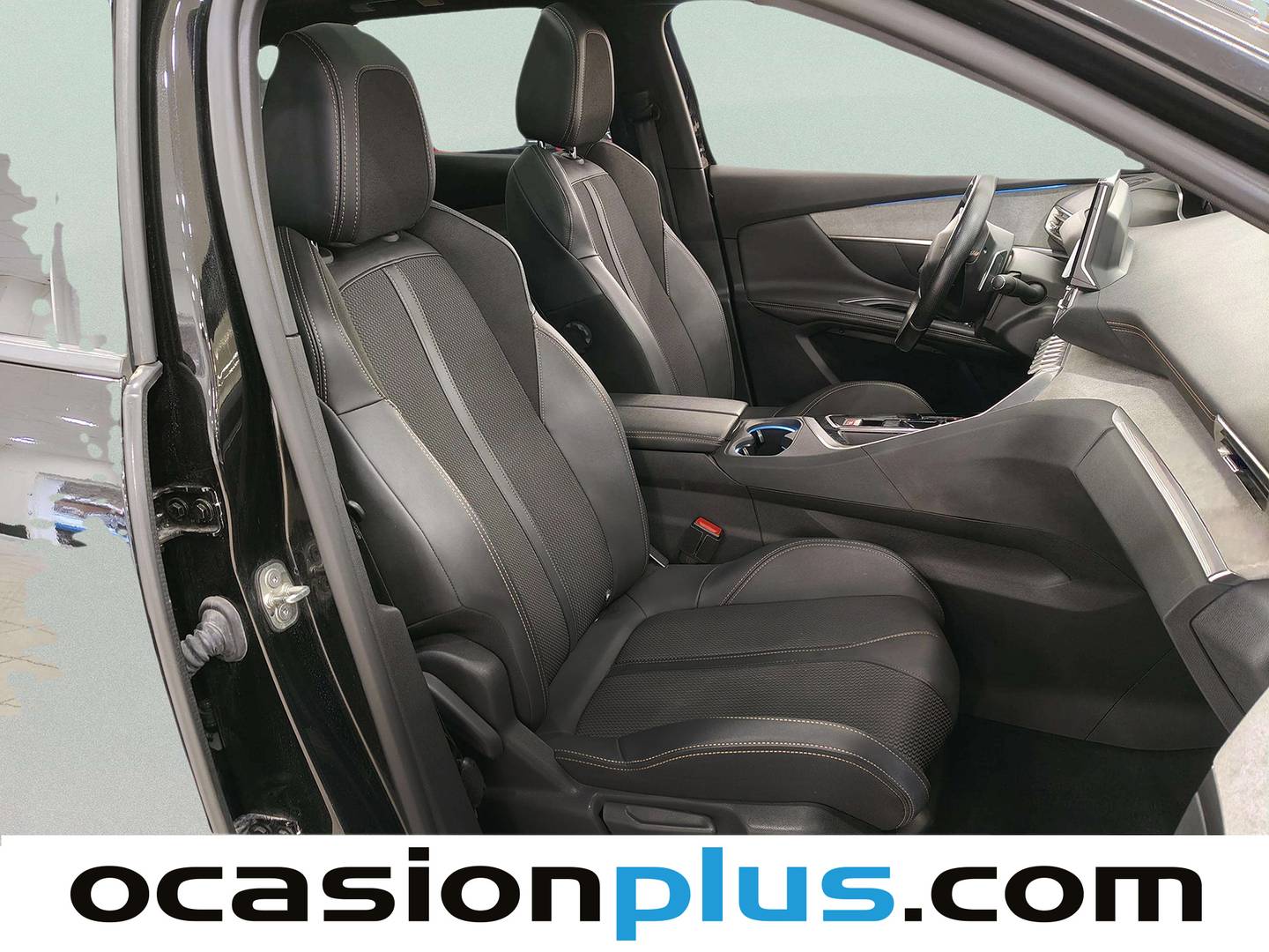 Foto Peugeot 3008 Peugeot 3008 PureTech 130 S&S GT EAT8 (130 CV)