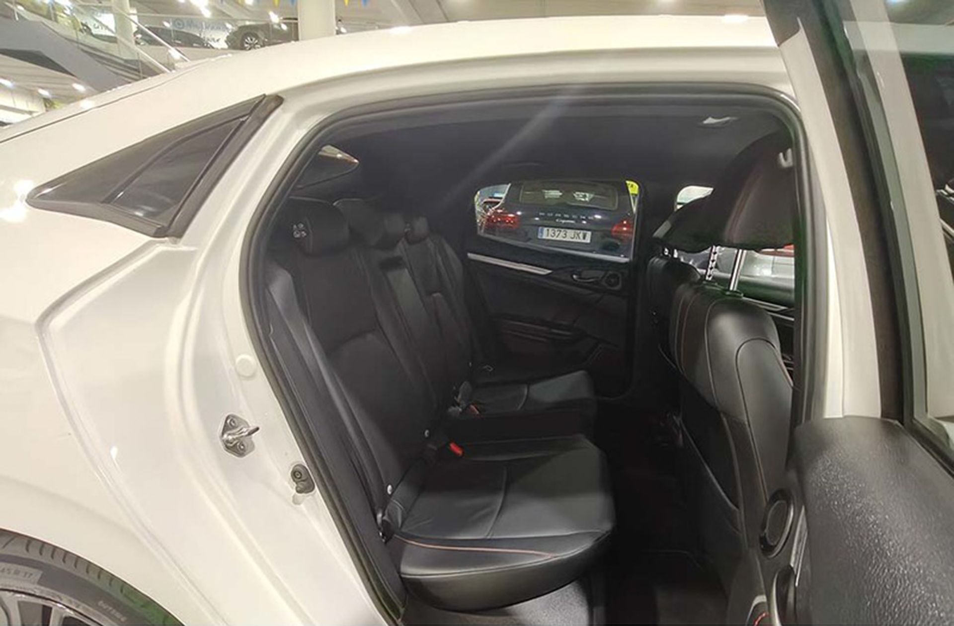 Honda Civic 1.0 I-VTEC Turbo Dynamic Nav CVT - foto 17