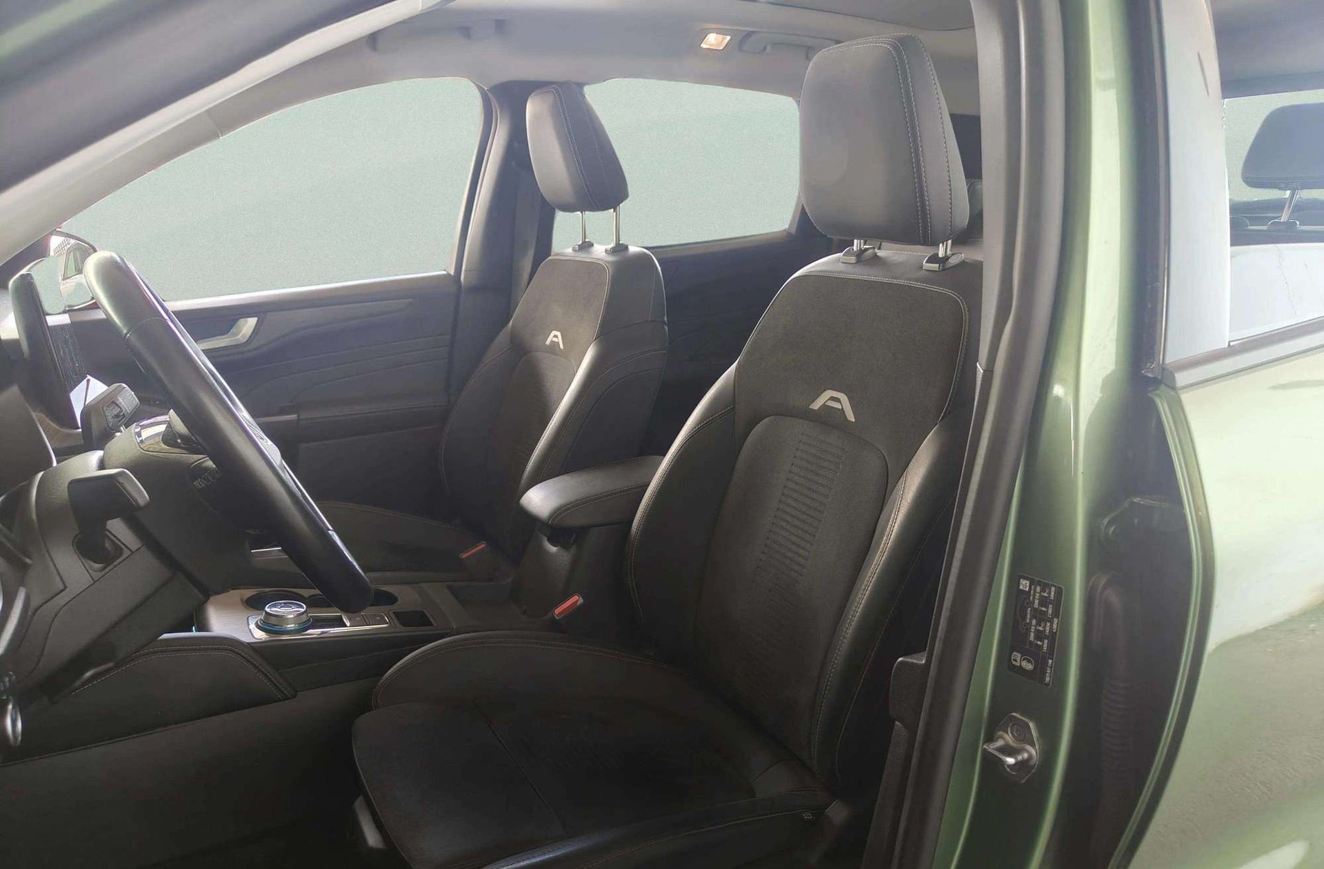Ford Kuga 2.5 Duratec PHEV Active X - foto 13