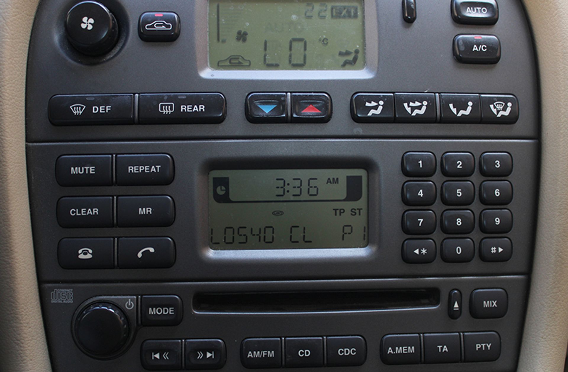 Jaguar X-Type 3.0 V6 Executive - foto 27
