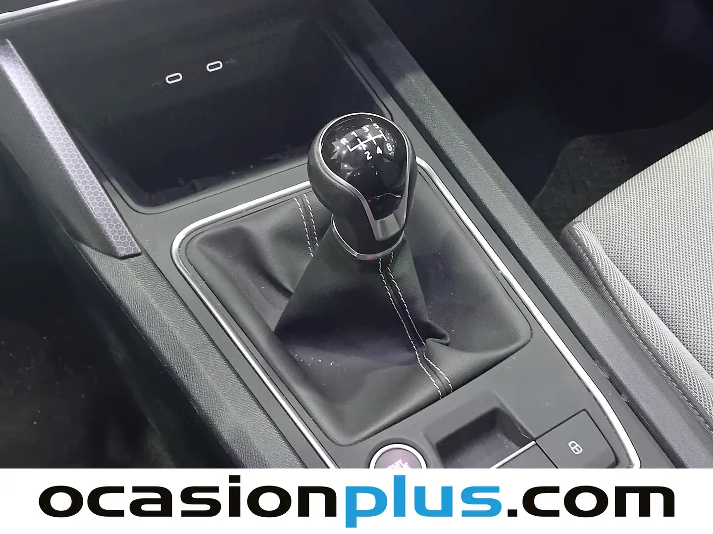 Foto Seat León SEAT León 1.5 TSI S&S Style 25 Aniversario (116 CV)