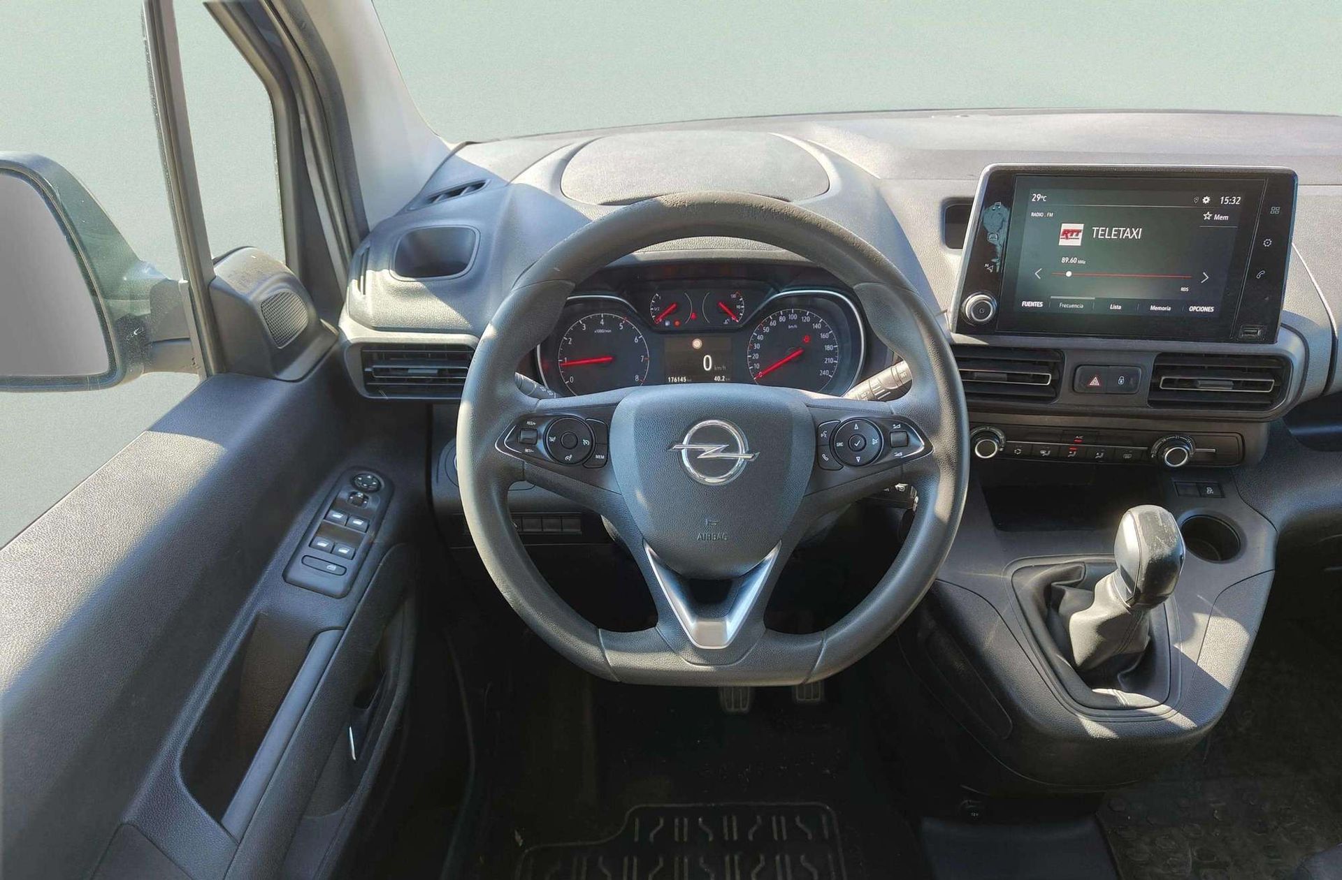 Opel Combo 1.5 TD Selective L - foto 19