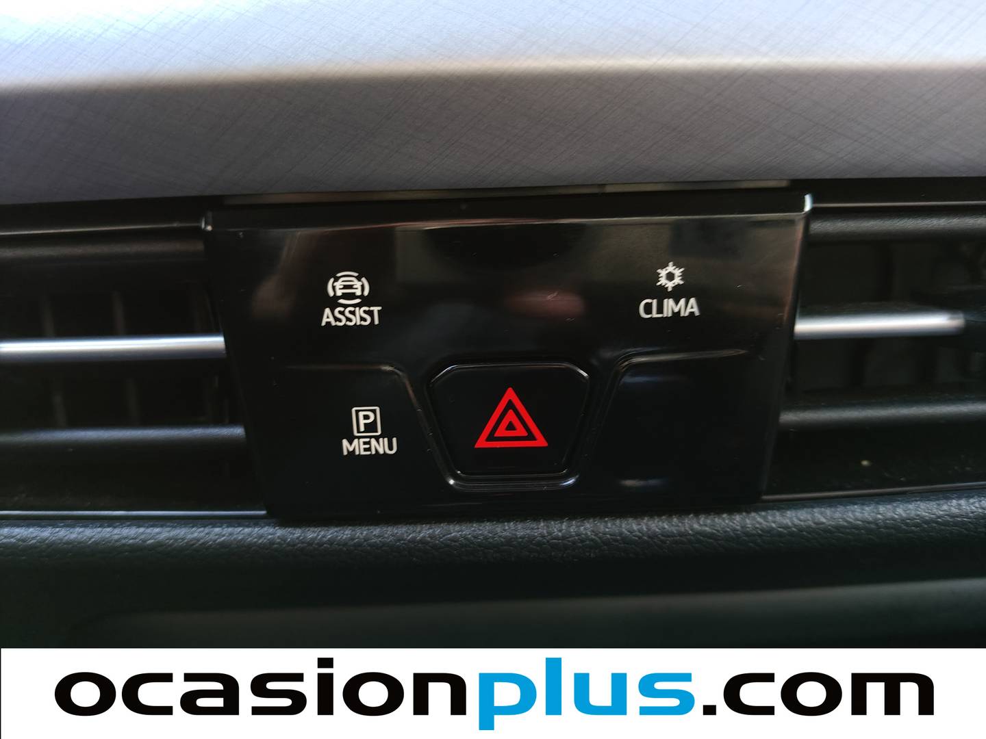 Foto Volkswagen Golf Volkswagen Golf Life 1.5 TSI (130 CV)