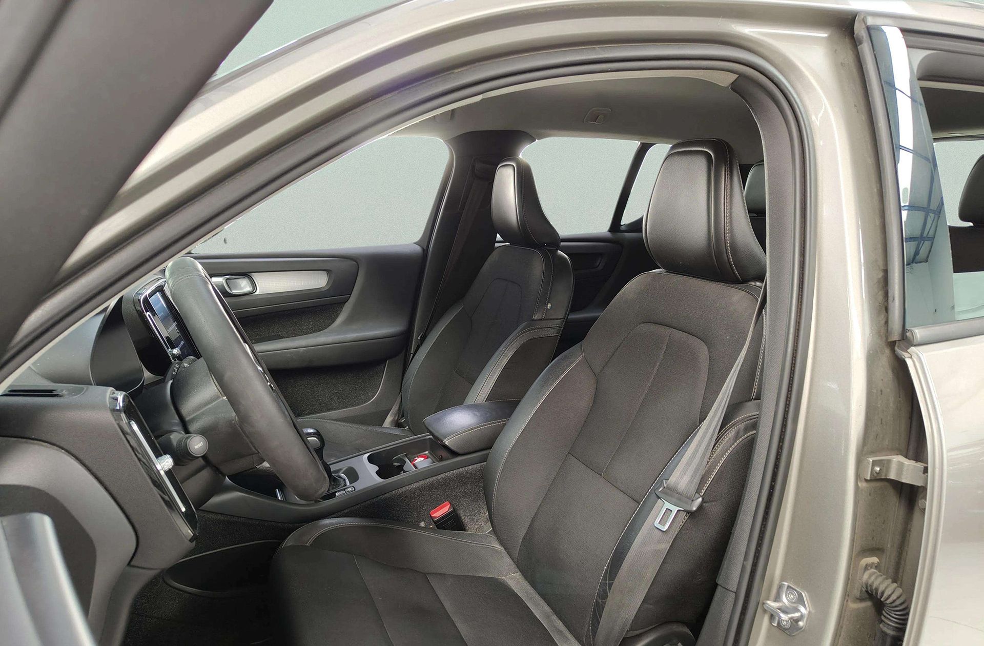 Volvo XC40 D3 Business Plus - foto 11