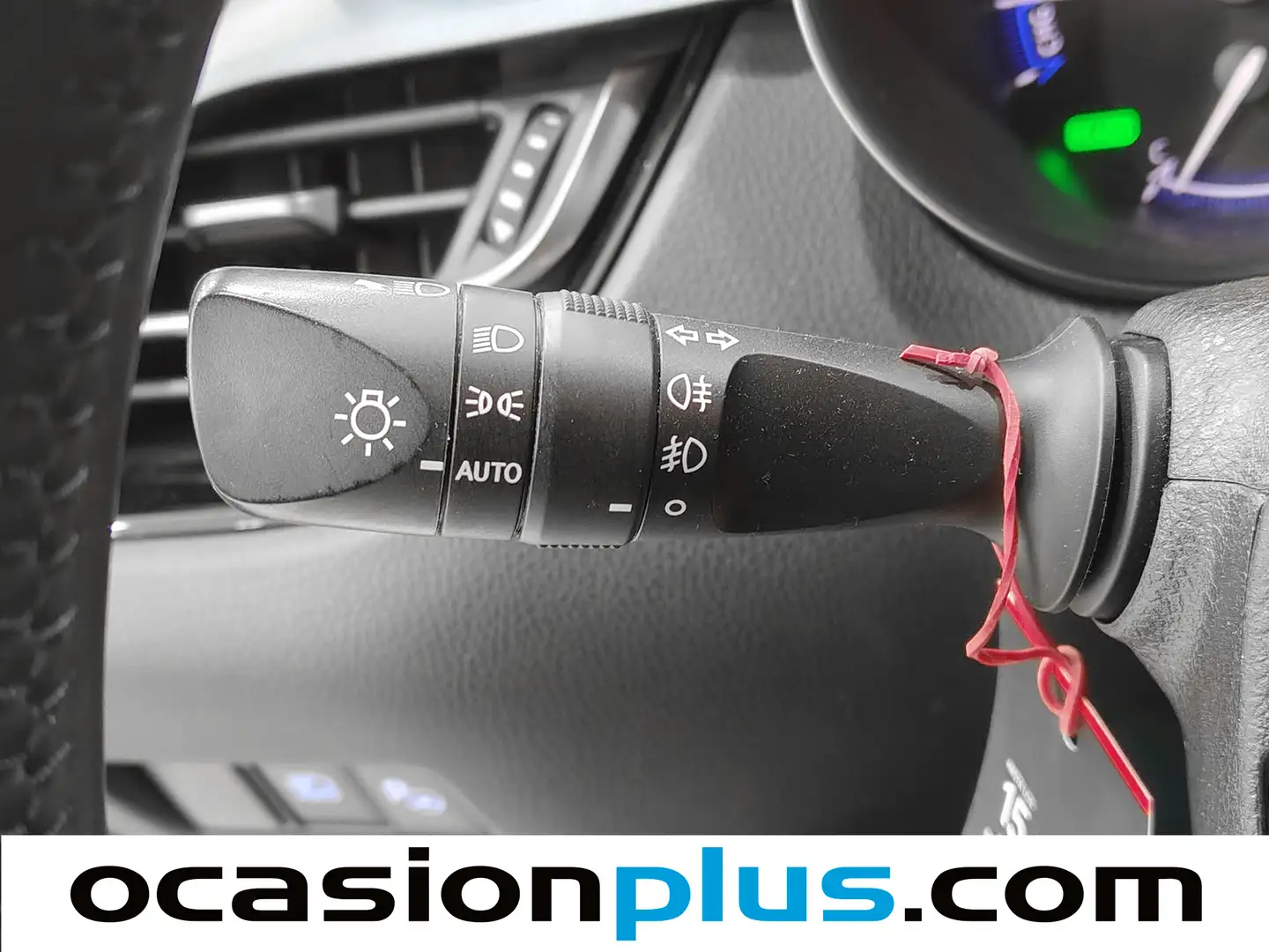 Foto Toyota C-HR Toyota C-HR 180H Advance  (184 CV)