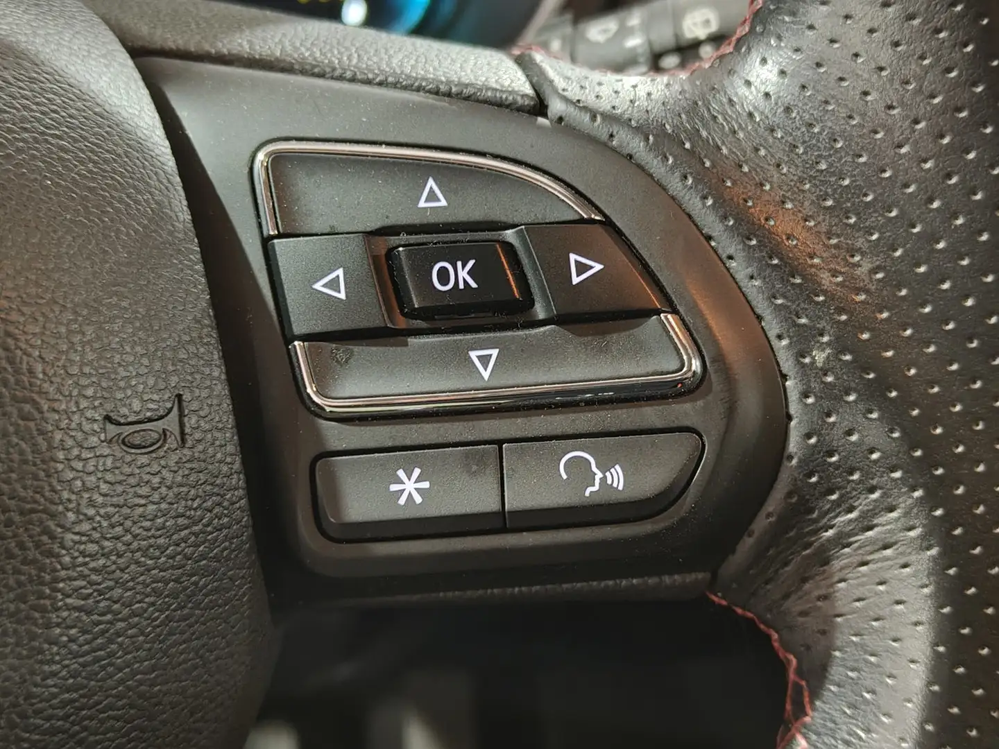 Foto MG HS MG HS 1.5 Turbo GDI Comfort DCT (162 CV)