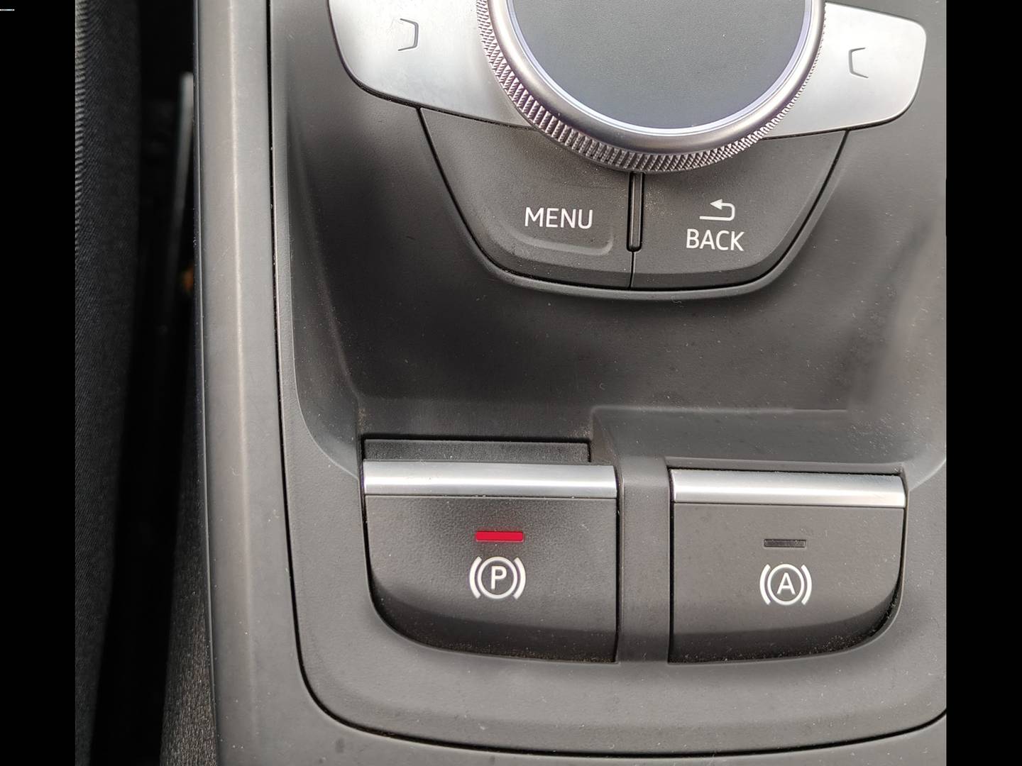 Foto Audi Q2 Audi Q2 Black Line 35 TDI (150 CV)