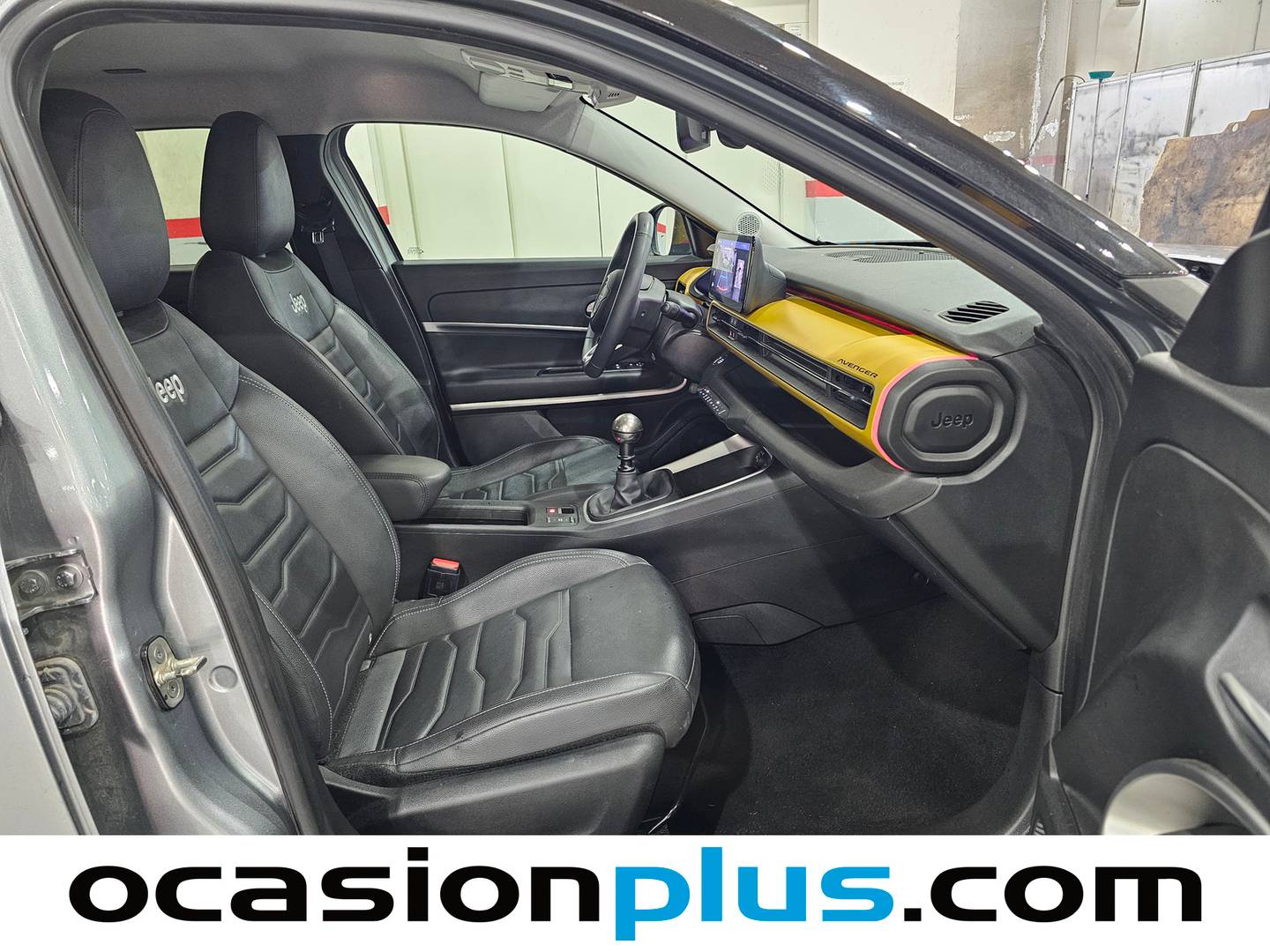 Foto Jeep Avenger Jeep Avenger 1.2 G Summit (100 CV)