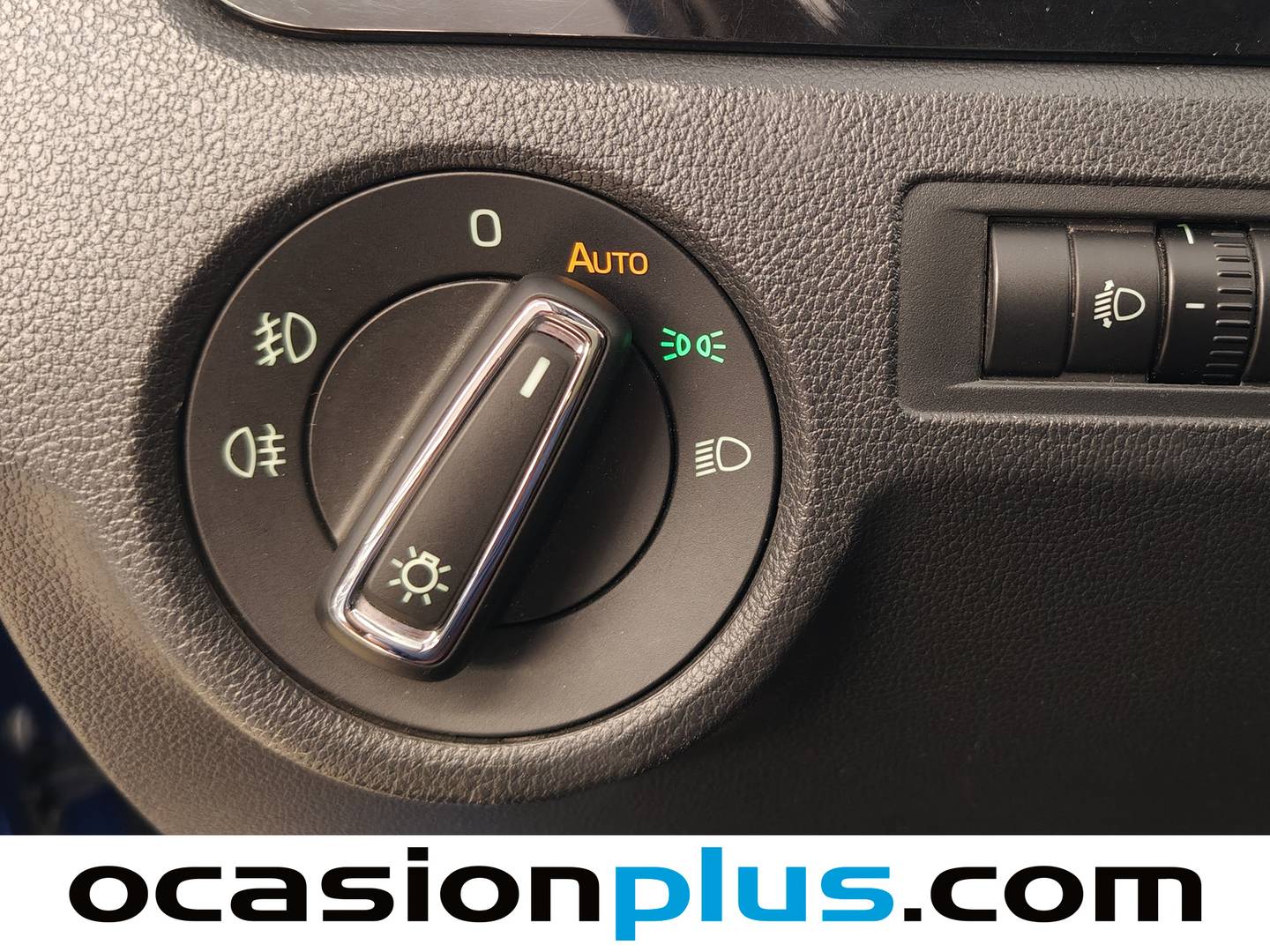 Equipamiento del Skoda Spaceback Skoda Spaceback 1.0 TSI Ambition (95 CV)