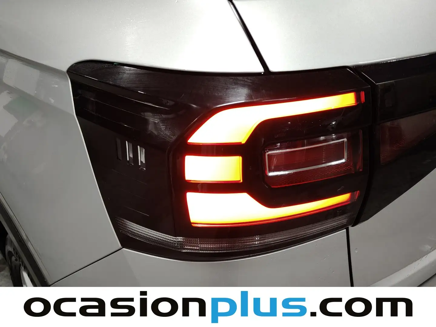 Foto Volkswagen T-Cross Volkswagen T-Cross Advance 1.0 TSI (110 CV) DSG