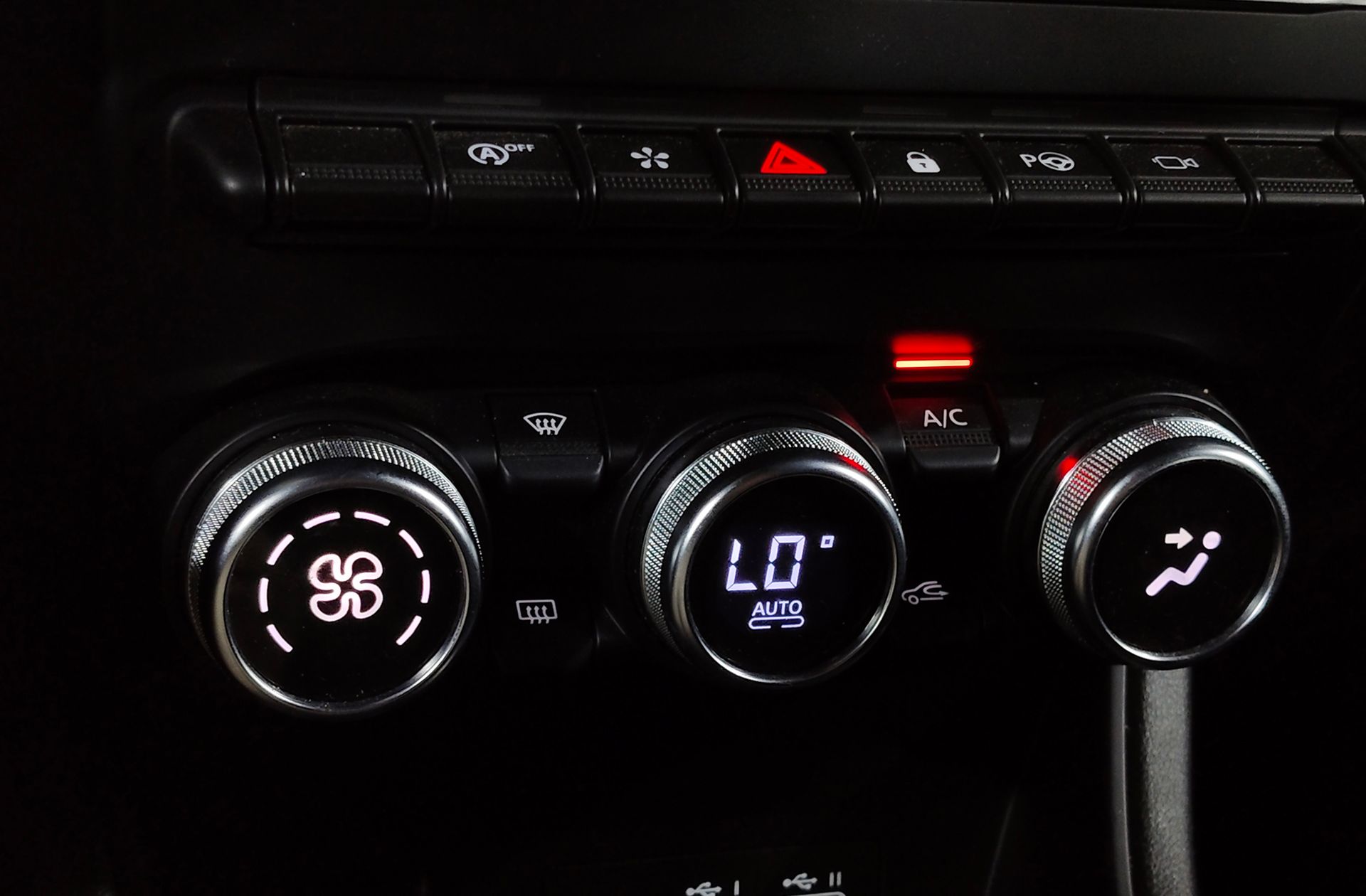 Renault Captur Techno TCe - foto 32