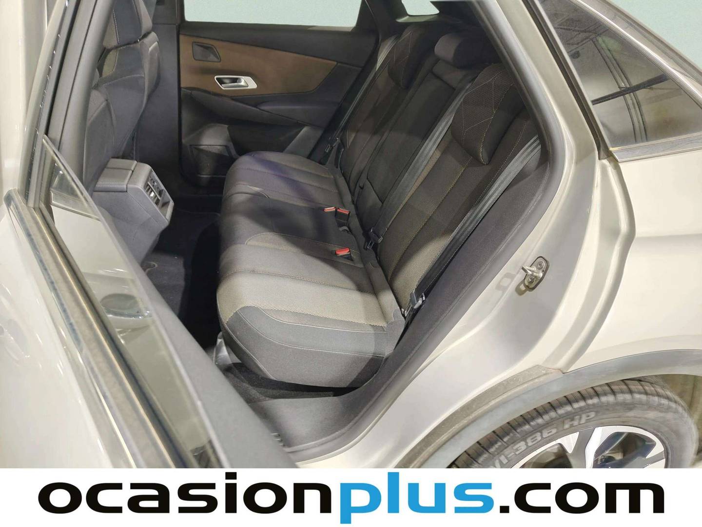 Foto DS DS 7 Crossback DS DS7 Crossback PureTech 180 Bastille+ AT (180 CV)