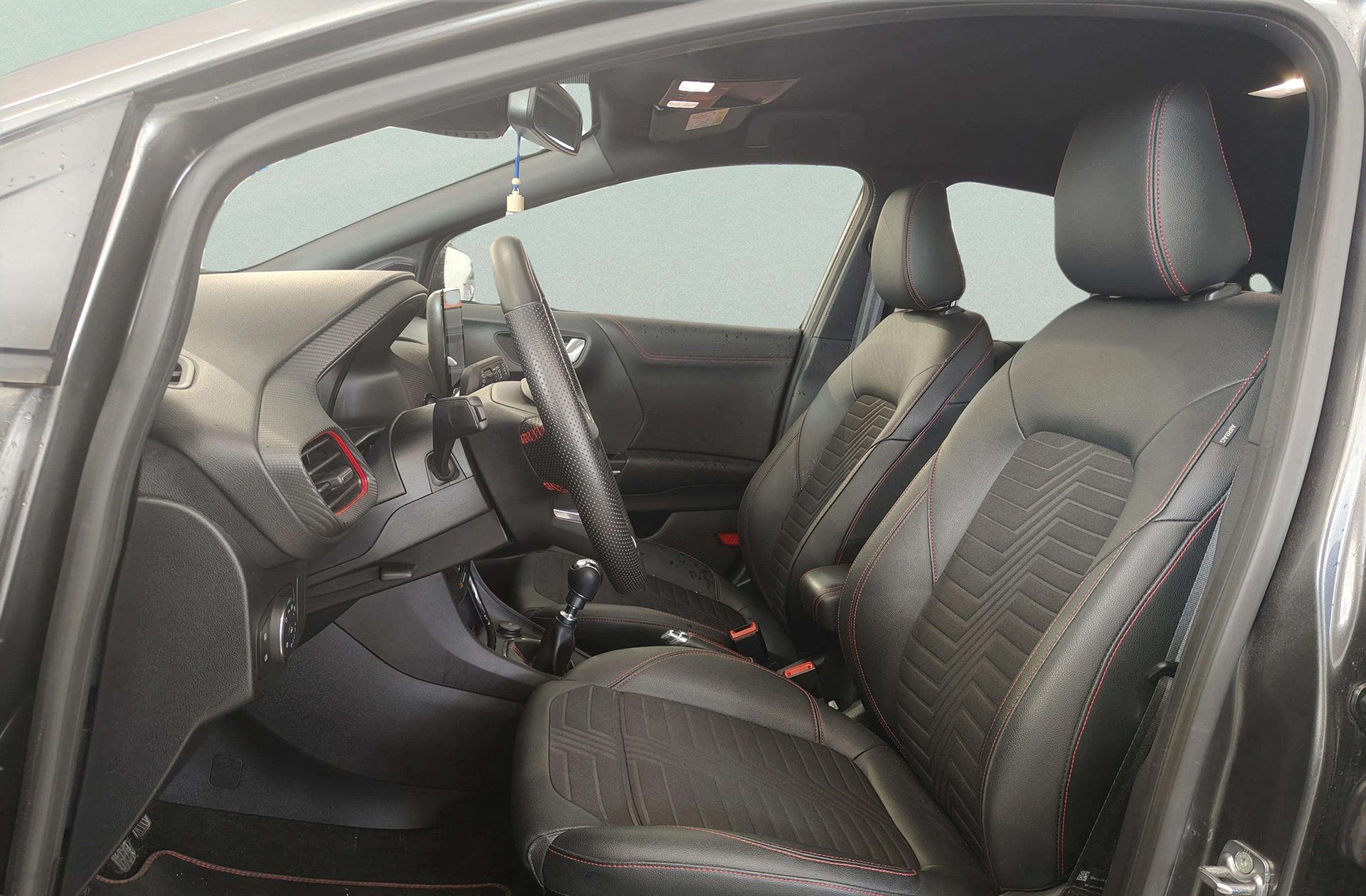 Ford Puma 1.0 EcoBoost MHEV ST-Line X - foto 10