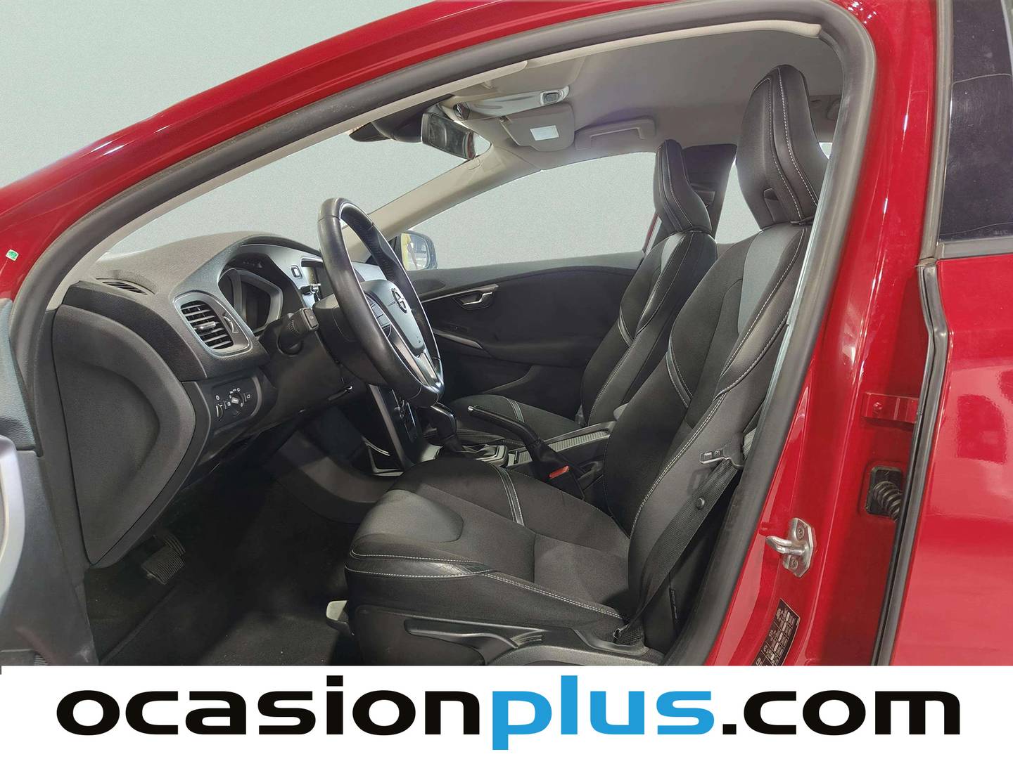 Foto asientos delanteros Volvo V40 Volvo V40 T2 Momentum Auto (122 CV)
